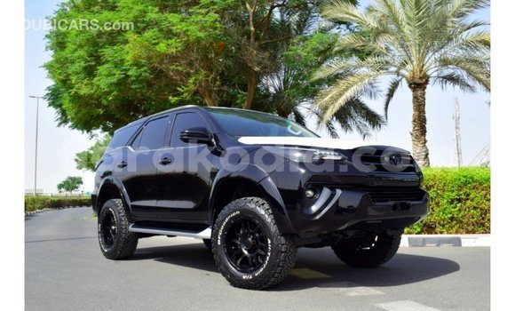 Acheter Import Voiture Toyota Fortuner Noir à Import - Dubai, Diana Acheter Import Voiture Toyota Fortuner Noir à Import - Dubai, Diana
