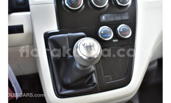 Acheter Import Voiture Toyota Hiace Blanc à Import - Dubai, Diana Acheter Import Voiture Toyota Hiace Blanc à Import - Dubai, Diana