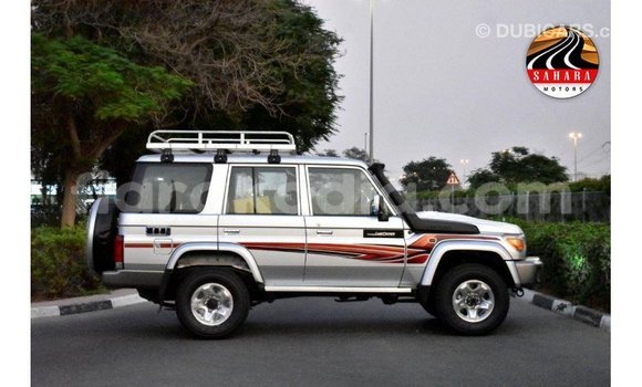Acheter Import Voiture Toyota Land Cruiser Autre à Import - Dubai, Diana Acheter Import Voiture Toyota Land Cruiser Autre à Import - Dubai, Diana