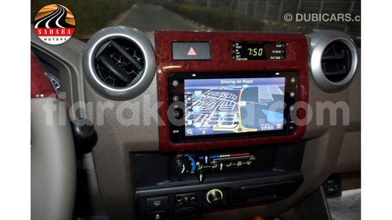 Big with watermark toyota land cruiser diana import dubai 4614