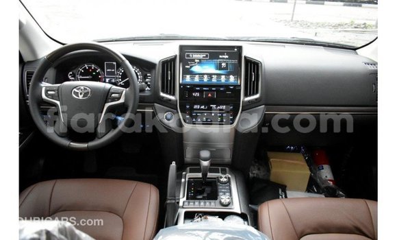 Acheter Import Voiture Toyota Land Cruiser Autre à Import - Dubai, Diana Acheter Import Voiture Toyota Land Cruiser Autre à Import - Dubai, Diana