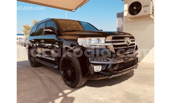 Acheter Import Voiture Toyota Land Cruiser Noir à Import - Dubai, Diana Acheter Import Voiture Toyota Land Cruiser Noir à Import - Dubai, Diana