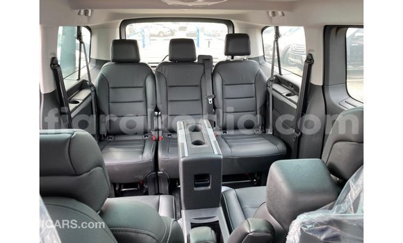 Hividy Peugeot Traveller Black Car in Import - Dubai in Diana Hividy Peugeot Traveller Black Car in Import - Dubai in Diana