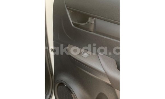 Buy Import Toyota Hilux White Car in Import - Dubai in Diana Buy Import Toyota Hilux White Car in Import - Dubai in Diana