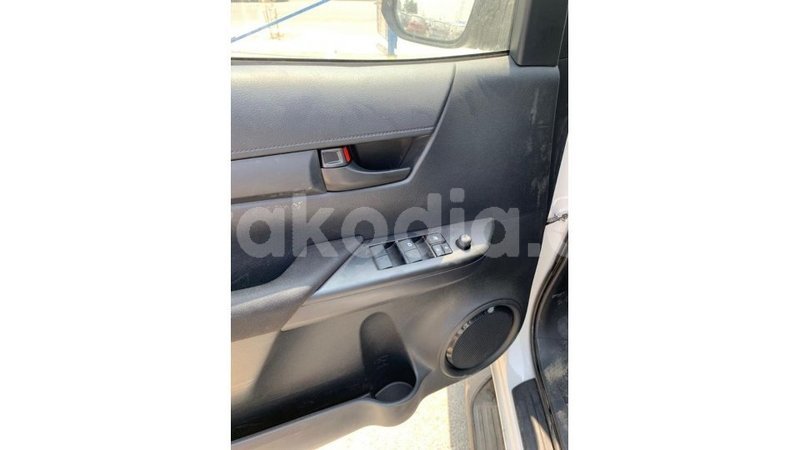 Big with watermark toyota hilux diana import dubai 4637