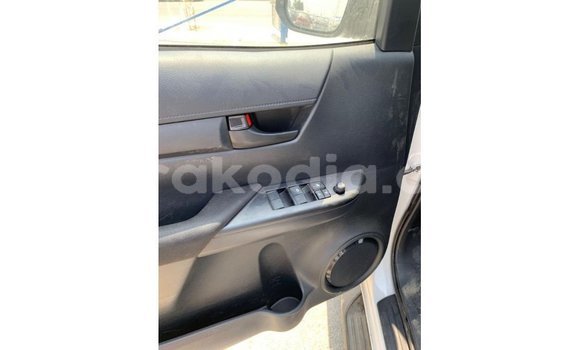 Buy Import Toyota Hilux White Car in Import - Dubai in Diana Buy Import Toyota Hilux White Car in Import - Dubai in Diana