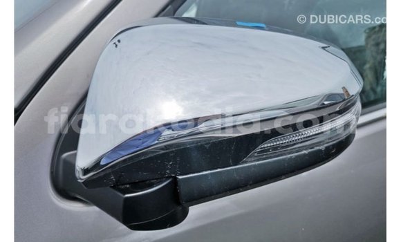 Acheter Import Voiture Toyota Hilux Autre à Import - Dubai, Diana Acheter Import Voiture Toyota Hilux Autre à Import - Dubai, Diana