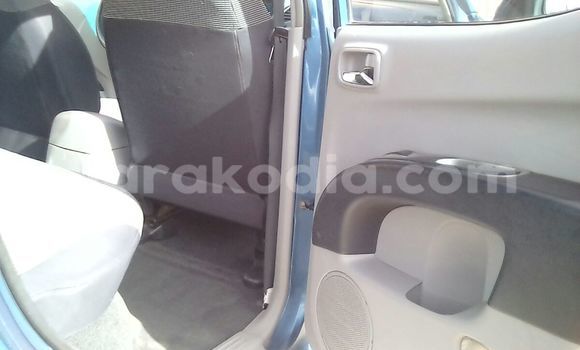 Hividy Mitsubishi L200 Blue Car in Antananarivo in Analamanga Hividy Mitsubishi L200 Blue Car in Antananarivo in Analamanga