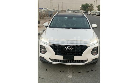 Acheter Import Voiture Hyundai Santa Fe Blanc à Import - Dubai, Diana Acheter Import Voiture Hyundai Santa Fe Blanc à Import - Dubai, Diana