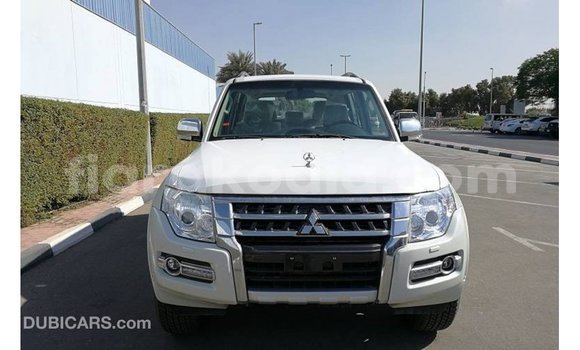 Buy Import Mitsubishi Pajero White Car in Import - Dubai in Diana Buy Import Mitsubishi Pajero White Car in Import - Dubai in Diana