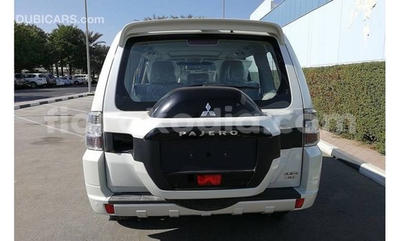 Buy Import Mitsubishi Pajero White Car in Import - Dubai in Diana Buy Import Mitsubishi Pajero White Car in Import - Dubai in Diana