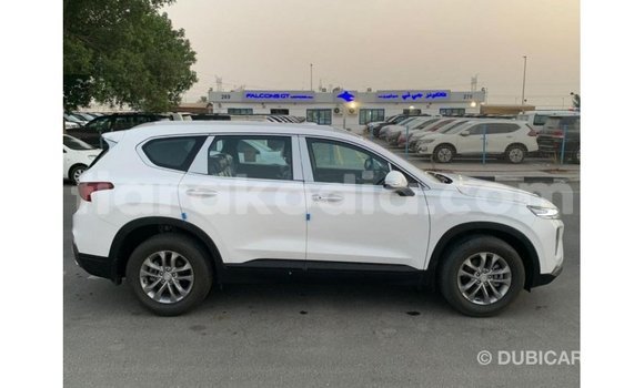 Acheter Import Voiture Hyundai Santa Fe Blanc à Import - Dubai, Diana Acheter Import Voiture Hyundai Santa Fe Blanc à Import - Dubai, Diana