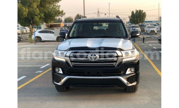 Buy Import Toyota Land Cruiser Black Car in Import - Dubai in Diana Buy Import Toyota Land Cruiser Black Car in Import - Dubai in Diana