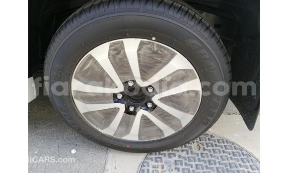 Acheter Import Voiture Toyota Land Cruiser Blanc à Import - Dubai, Diana Acheter Import Voiture Toyota Land Cruiser Blanc à Import - Dubai, Diana