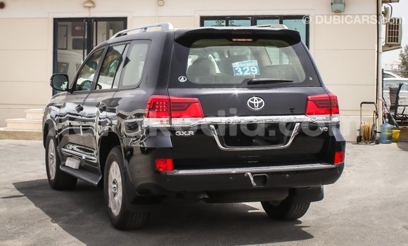 Buy Import Toyota Land Cruiser Black Car in Import - Dubai in Diana Buy Import Toyota Land Cruiser Black Car in Import - Dubai in Diana