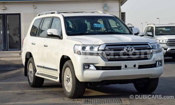 Buy Import Toyota Land Cruiser White Car in Import - Dubai in Diana Buy Import Toyota Land Cruiser White Car in Import - Dubai in Diana