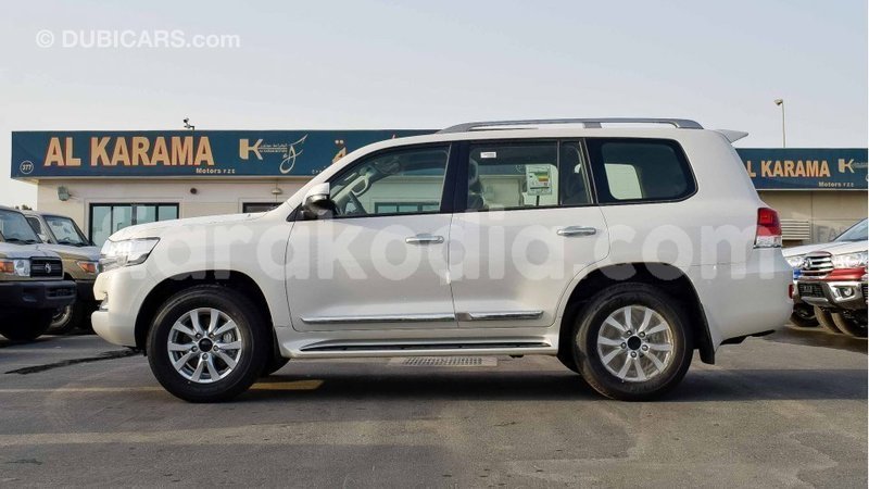 Big with watermark toyota land cruiser diana import dubai 4672