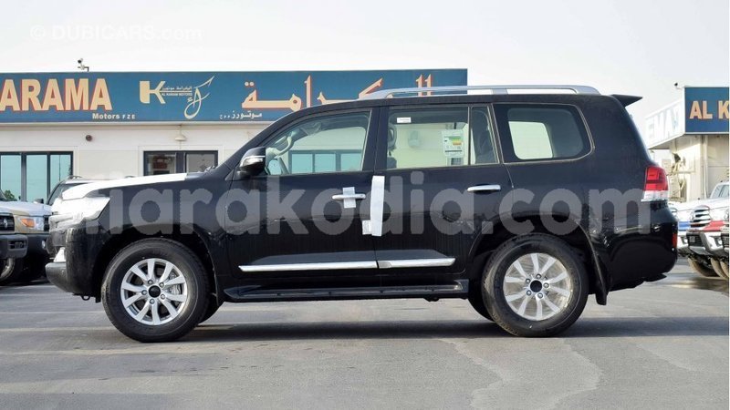 Big with watermark toyota land cruiser diana import dubai 4673