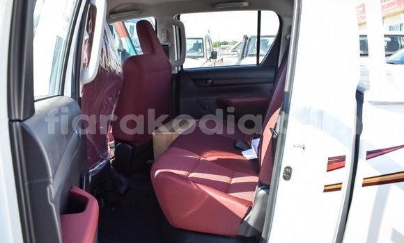 Buy Import Toyota Hilux White Car in Import - Dubai in Diana Buy Import Toyota Hilux White Car in Import - Dubai in Diana