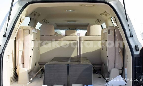 Buy Import Toyota Land Cruiser White Car in Import - Dubai in Diana Buy Import Toyota Land Cruiser White Car in Import - Dubai in Diana