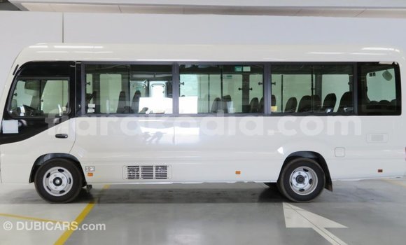 Acheter Import Voiture Toyota Coaster Blanc à Import - Dubai, Diana Acheter Import Voiture Toyota Coaster Blanc à Import - Dubai, Diana
