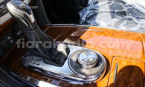 Hividy Infiniti Q fotsy Car in Import - Dubai in Diana Hividy Infiniti Q fotsy Car in Import - Dubai in Diana