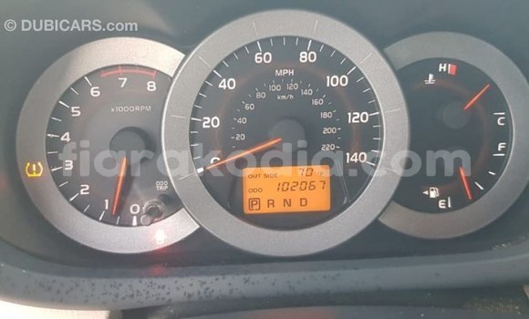 Hividy Toyota HiAce Hafa Truck in Import - Dubai in Diana Hividy Toyota HiAce Hafa Truck in Import - Dubai in Diana