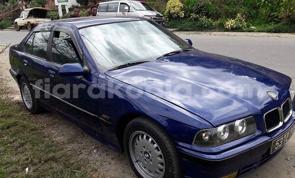 Buy Used BMW 3–Series Blue Car in Antananarivo in Analamanga Buy Used BMW 3–Series Blue Car in Antananarivo in Analamanga