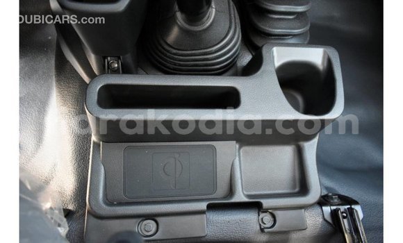 Acheter Import Voiture Toyota Land Cruiser Rouge à Import - Dubai, Diana Acheter Import Voiture Toyota Land Cruiser Rouge à Import - Dubai, Diana