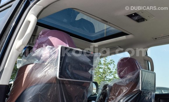 Acheter Import Voiture Toyota Land Cruiser Noir à Import - Dubai, Diana Acheter Import Voiture Toyota Land Cruiser Noir à Import - Dubai, Diana