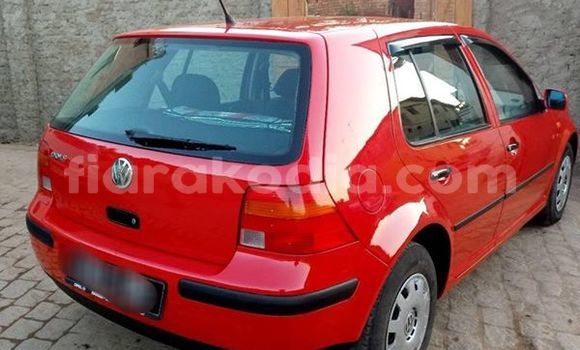 Acheter Occasion Voiture Volkswagen Golf Rouge à Antananarivo au Analamanga Acheter Occasion Voiture Volkswagen Golf Rouge à Antananarivo au Analamanga