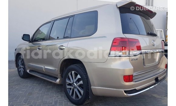 Hividy Toyota Land Cruiser Hafa Car in Import - Dubai in Diana Hividy Toyota Land Cruiser Hafa Car in Import - Dubai in Diana