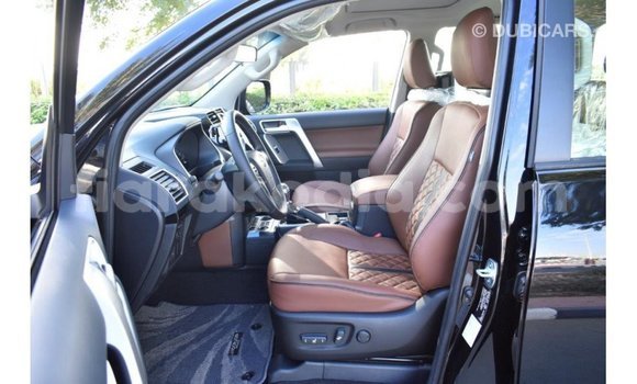 Acheter Import Voiture Toyota Prado Noir à Import - Dubai, Diana Acheter Import Voiture Toyota Prado Noir à Import - Dubai, Diana