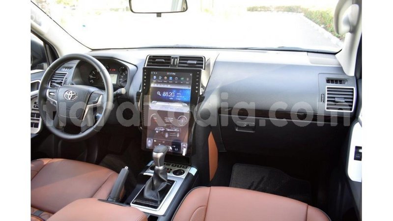 Big with watermark toyota prado diana import dubai 4720