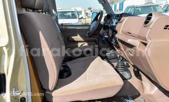 Buy Import Toyota Land Cruiser Beige Car in Import - Dubai in Diana Buy Import Toyota Land Cruiser Beige Car in Import - Dubai in Diana