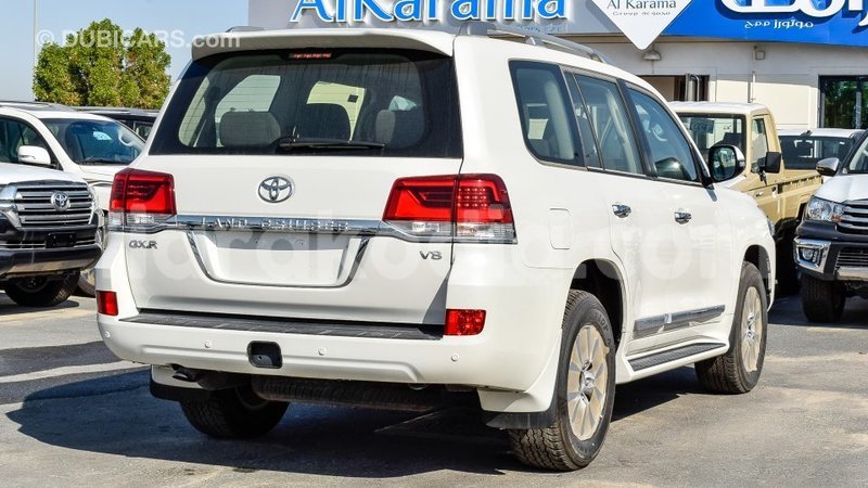 Big with watermark toyota land cruiser diana import dubai 4722