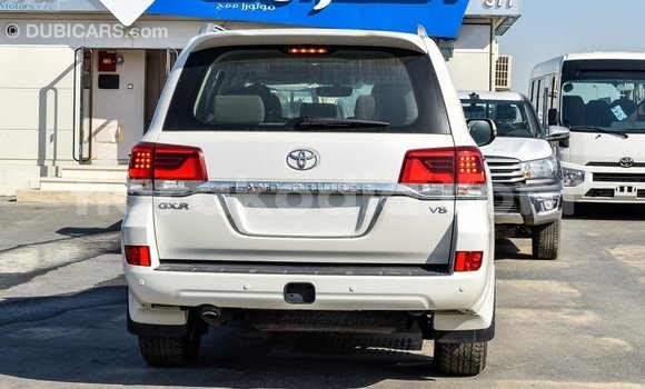 Buy Import Toyota Land Cruiser White Car in Import - Dubai in Diana Buy Import Toyota Land Cruiser White Car in Import - Dubai in Diana