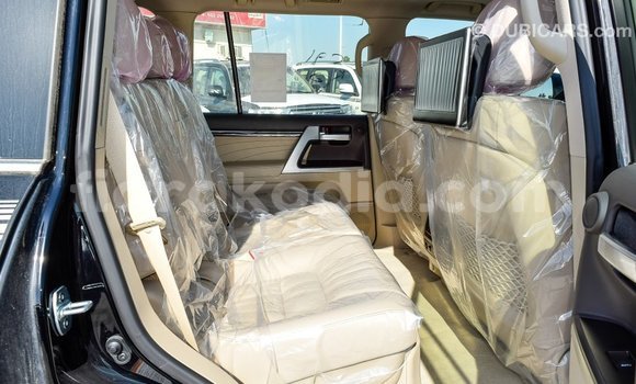 Buy Import Toyota Land Cruiser Black Car in Import - Dubai in Diana Buy Import Toyota Land Cruiser Black Car in Import - Dubai in Diana