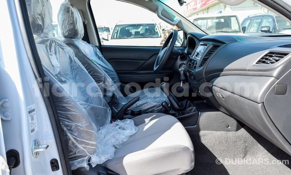 Buy Import Mitsubishi L200 White Car in Import - Dubai in Diana Buy Import Mitsubishi L200 White Car in Import - Dubai in Diana