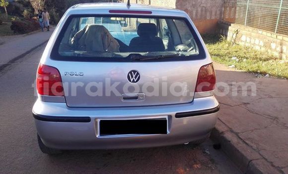 Acheter Occasion Voiture Volkswagen Polo Gris à Antananarivo au Analamanga Acheter Occasion Voiture Volkswagen Polo Gris à Antananarivo au Analamanga
