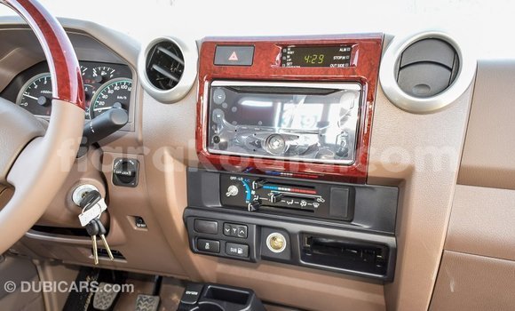 Buy Import Toyota Land Cruiser Beige Car in Import - Dubai in Diana Buy Import Toyota Land Cruiser Beige Car in Import - Dubai in Diana