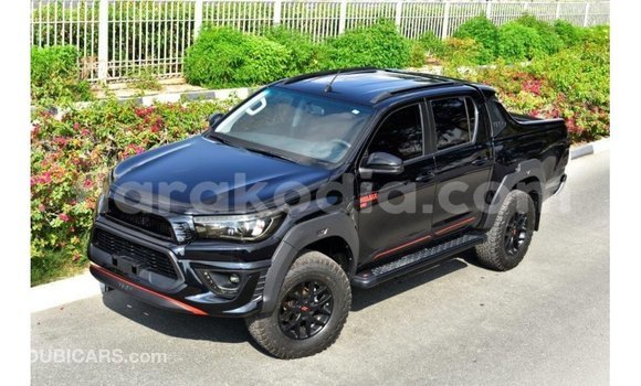 Acheter Import Voiture Toyota Hilux Noir à Import - Dubai, Diana Acheter Import Voiture Toyota Hilux Noir à Import - Dubai, Diana
