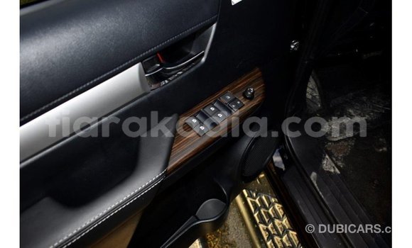 Acheter Import Voiture Toyota Hilux Noir à Import - Dubai, Diana Acheter Import Voiture Toyota Hilux Noir à Import - Dubai, Diana