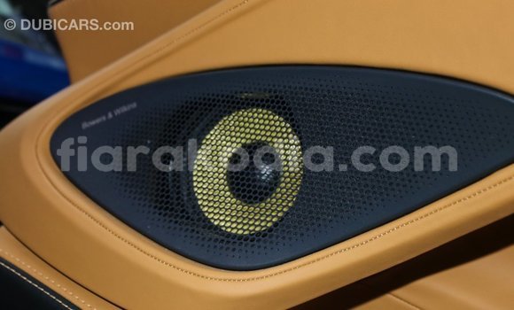 Acheter Import Voiture McLaren 570S Bleu à Import - Dubai, Diana Acheter Import Voiture McLaren 570S Bleu à Import - Dubai, Diana