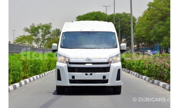 Acheter Import Voiture Toyota Hiace Blanc à Import - Dubai, Diana Acheter Import Voiture Toyota Hiace Blanc à Import - Dubai, Diana