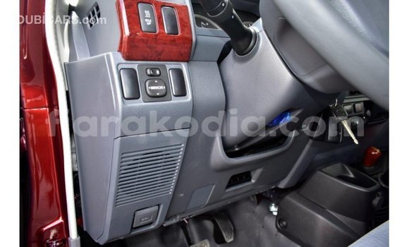 Acheter Import Voiture Toyota Land Cruiser Rouge à Import - Dubai, Diana Acheter Import Voiture Toyota Land Cruiser Rouge à Import - Dubai, Diana