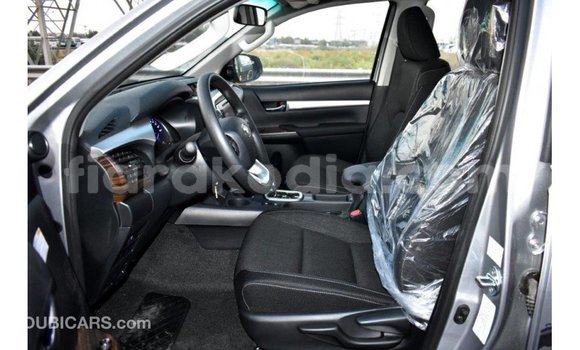 Acheter Import Voiture Toyota Hilux Autre à Import - Dubai, Diana Acheter Import Voiture Toyota Hilux Autre à Import - Dubai, Diana