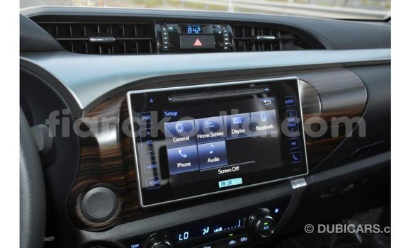 Acheter Import Voiture Toyota Hilux Autre à Import - Dubai, Diana Acheter Import Voiture Toyota Hilux Autre à Import - Dubai, Diana