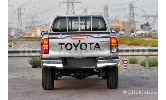 Acheter Import Voiture Toyota Hilux Autre à Import - Dubai, Diana Acheter Import Voiture Toyota Hilux Autre à Import - Dubai, Diana