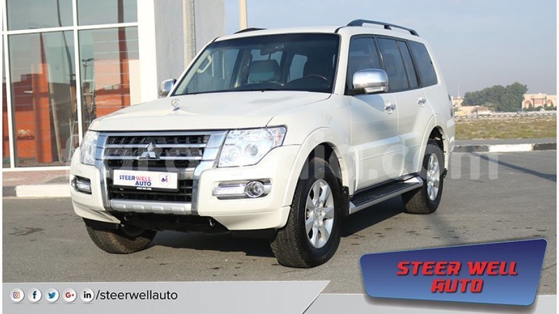 Big with watermark mitsubishi pajero diana import dubai 4771